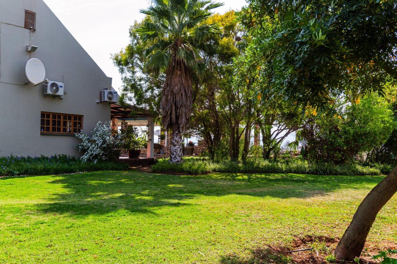 Mooiplaas Guesthouse Oudtshoorn Buitenkant foto